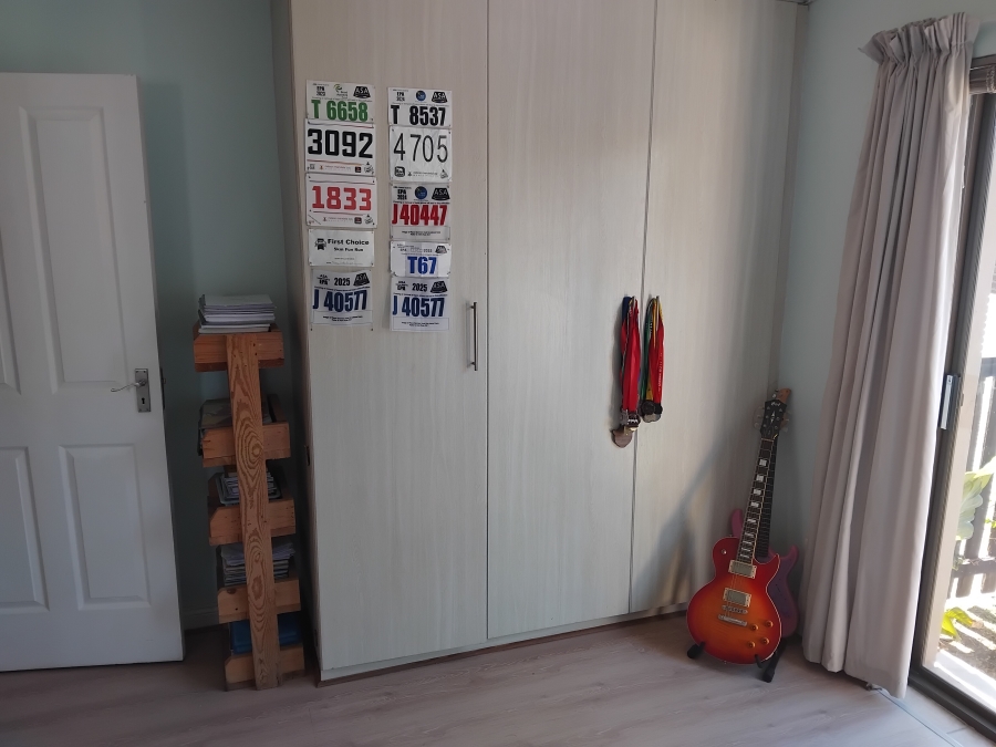 4 Bedroom Property for Sale in Wavecrest Eastern Cape